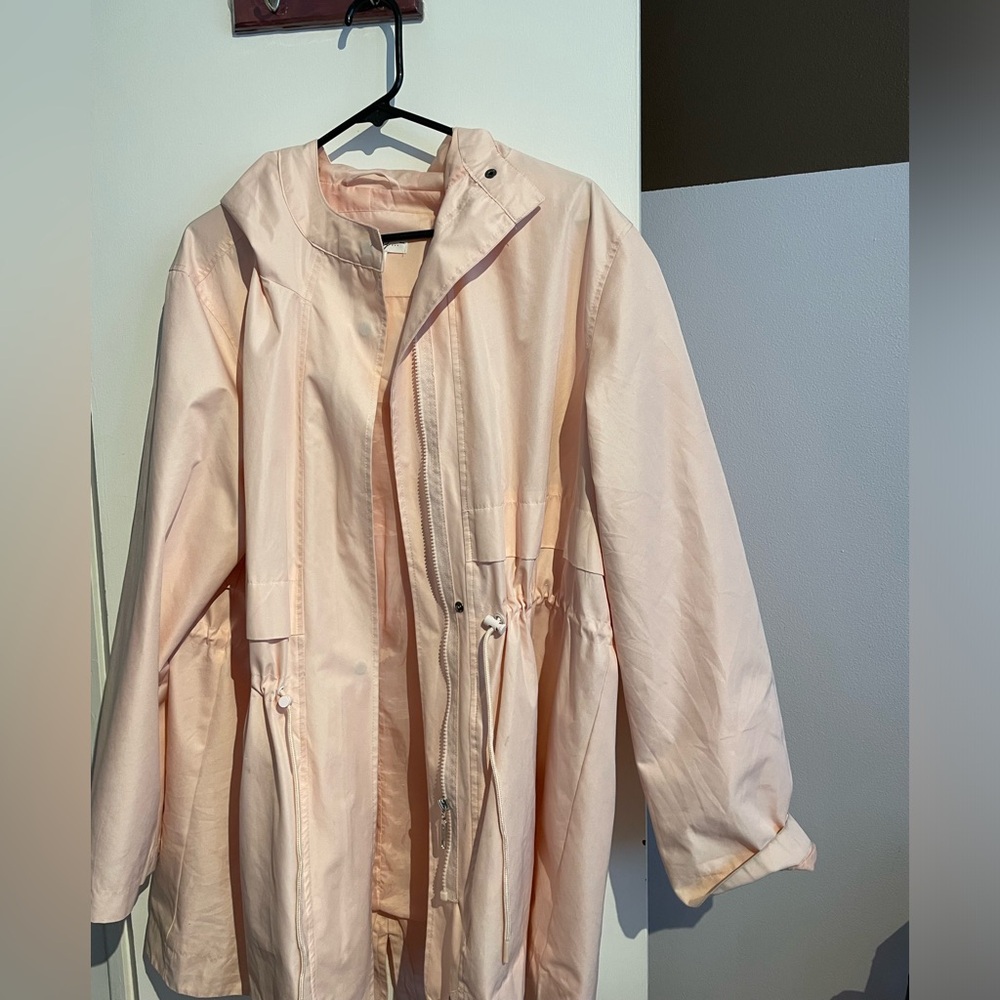 Women's Light Pink Hooded Jacket